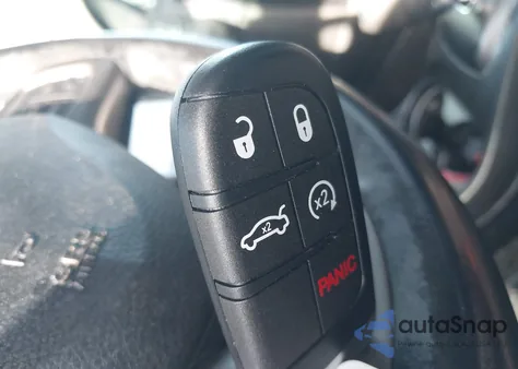 2018 Dodge Journey Crossroad из США, поврежденный, VIN 3C4PDCGG6JT215748